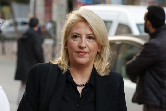 rena dourou